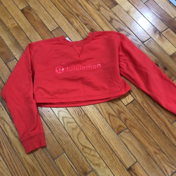 Lulu🍋 All Yours Crew Cropped Special Edition LNY - Picture 8 of 13